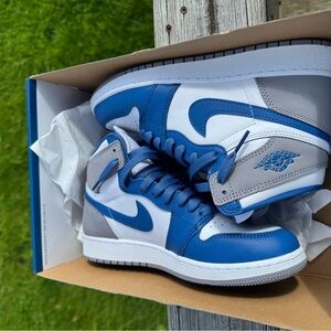 6Y Air Jordan 1 “True Blue”